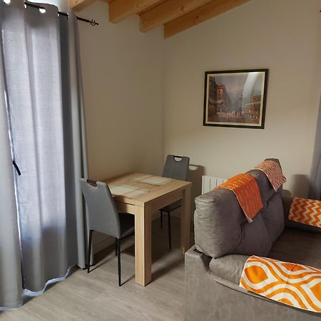 Acienleguas Hostel Castrojeriz Bagian luar foto