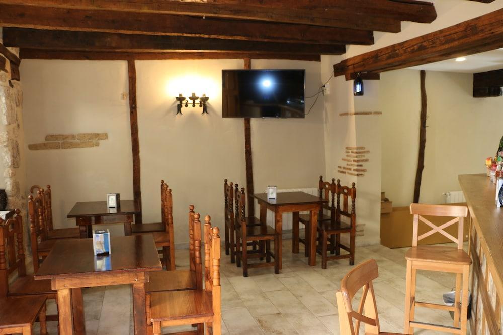 Acienleguas Hostel Castrojeriz Bagian luar foto