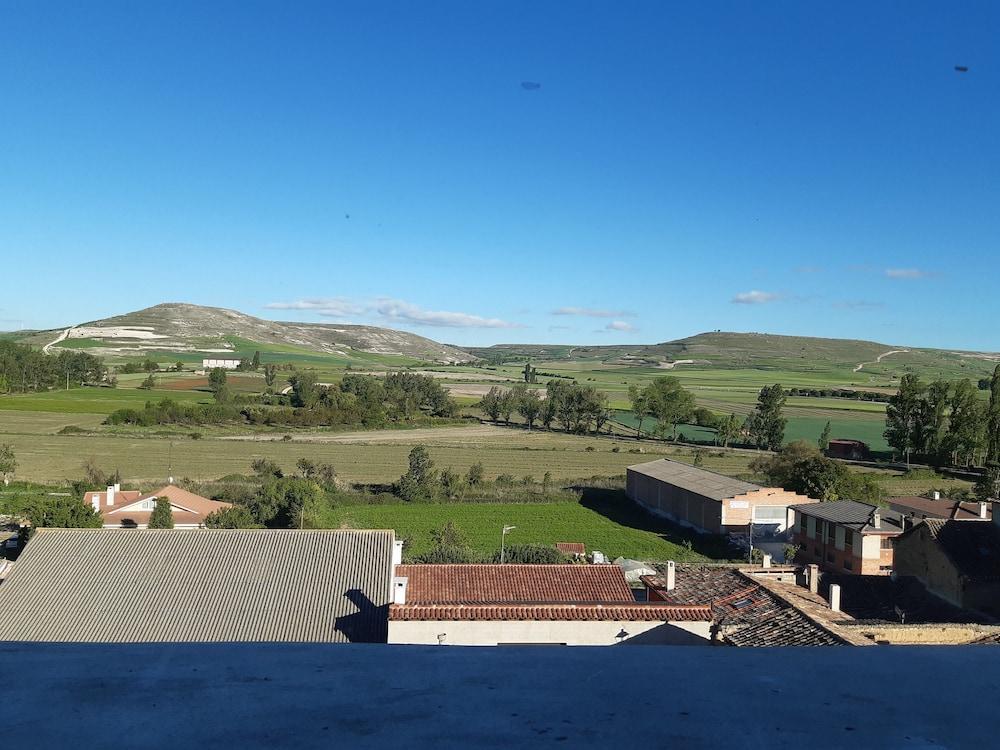 Acienleguas Hostel Castrojeriz Bagian luar foto