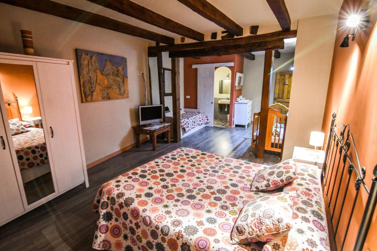 Acienleguas Hostel Castrojeriz Bagian luar foto