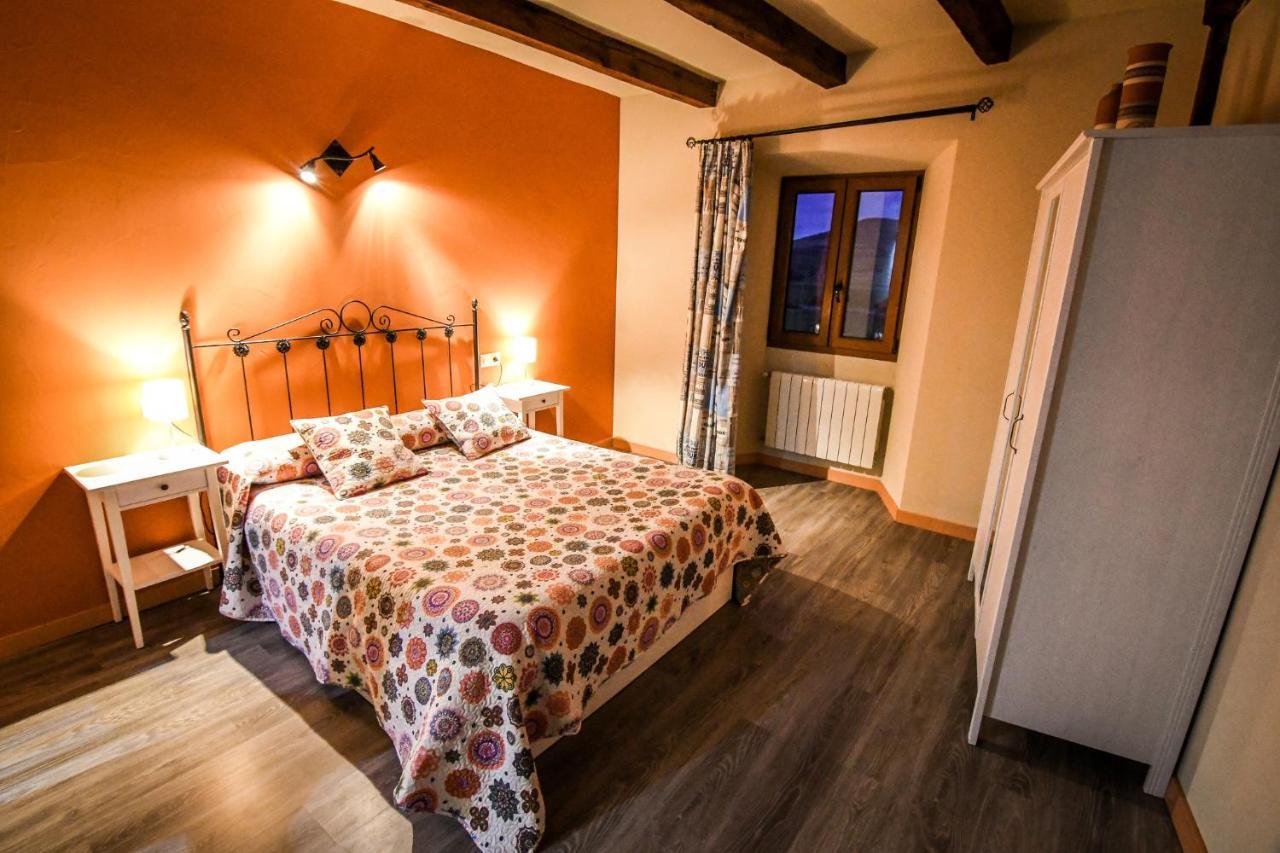 Acienleguas Hostel Castrojeriz Bagian luar foto