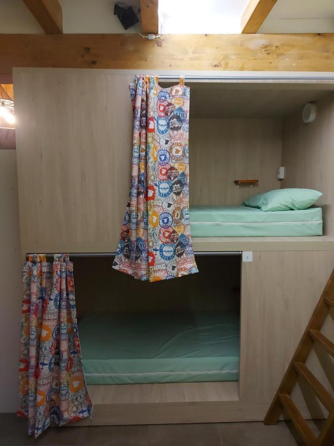 Acienleguas Hostel Castrojeriz Bagian luar foto