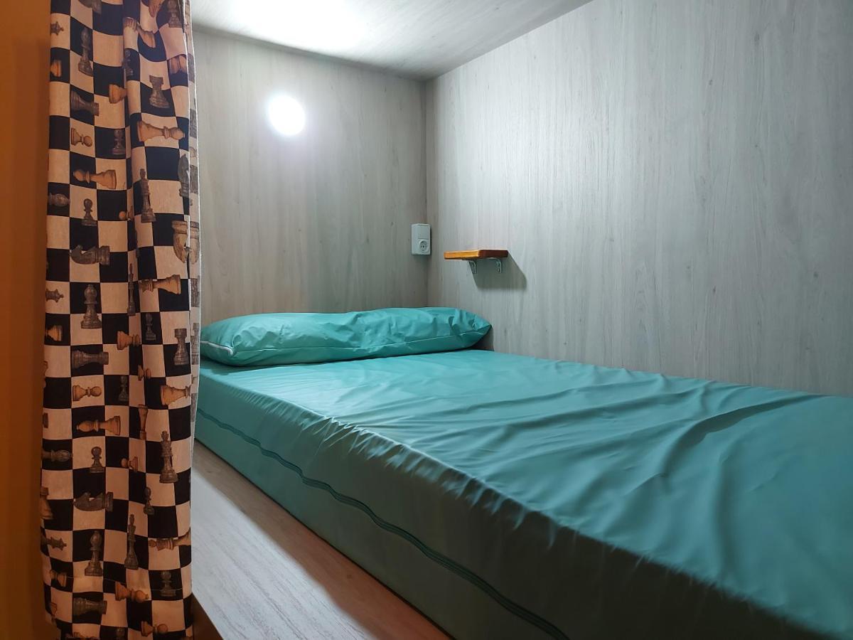 Acienleguas Hostel Castrojeriz Bagian luar foto