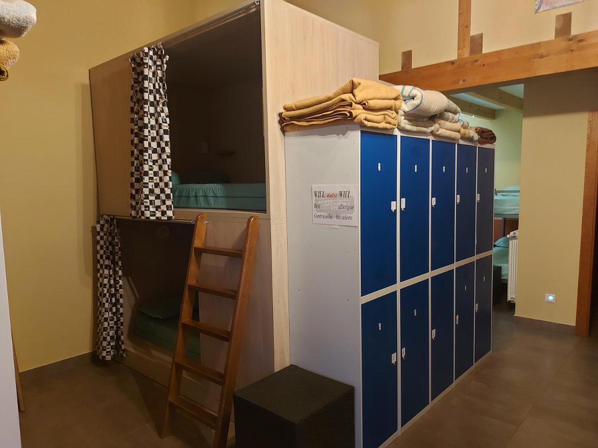 Acienleguas Hostel Castrojeriz Bagian luar foto