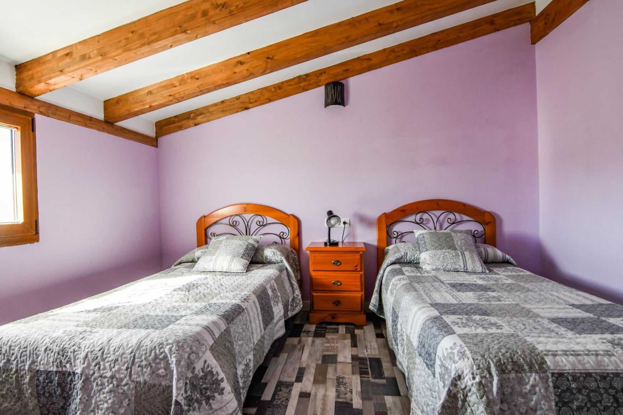 Acienleguas Hostel Castrojeriz Bagian luar foto