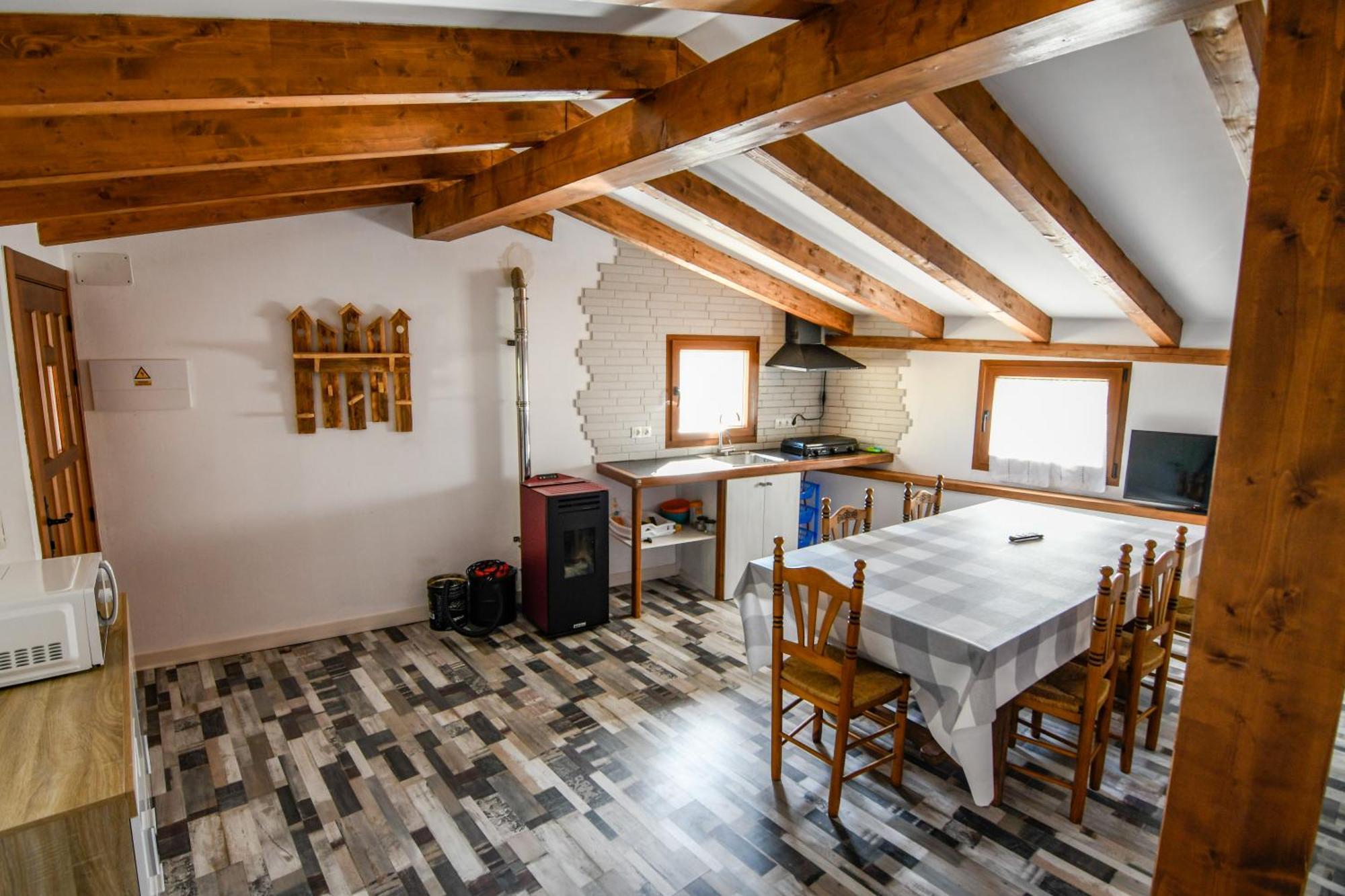 Acienleguas Hostel Castrojeriz Bagian luar foto