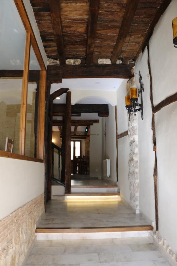 Acienleguas Hostel Castrojeriz Bagian luar foto
