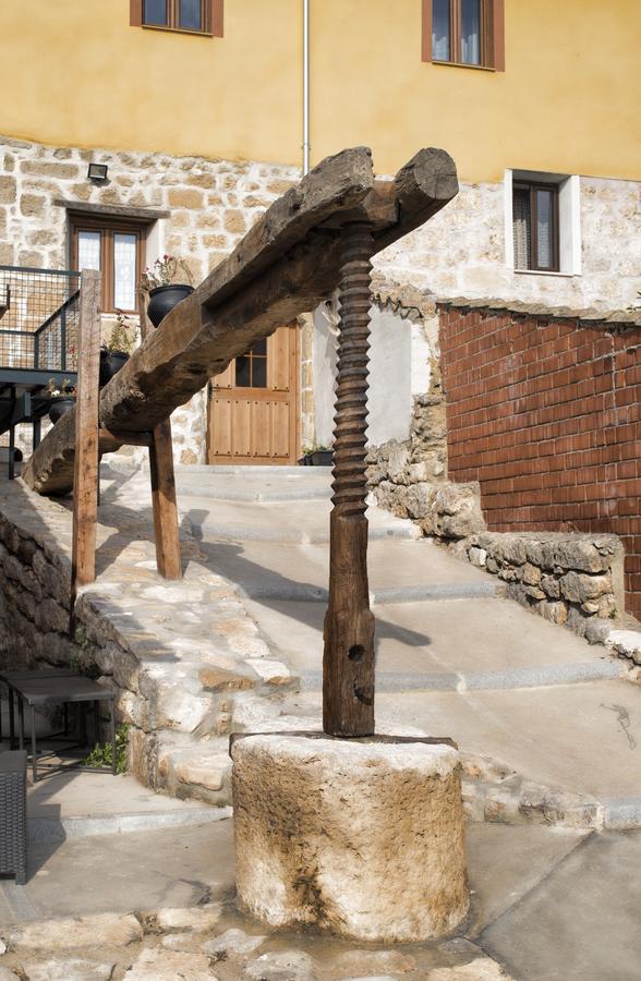 Acienleguas Hostel Castrojeriz Bagian luar foto
